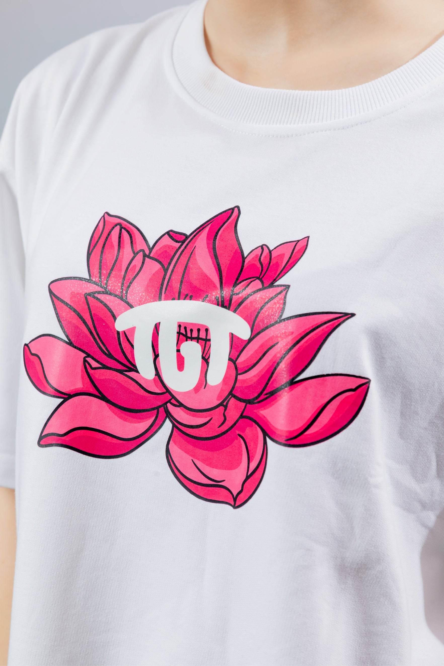 Lotus Oversized T shirt