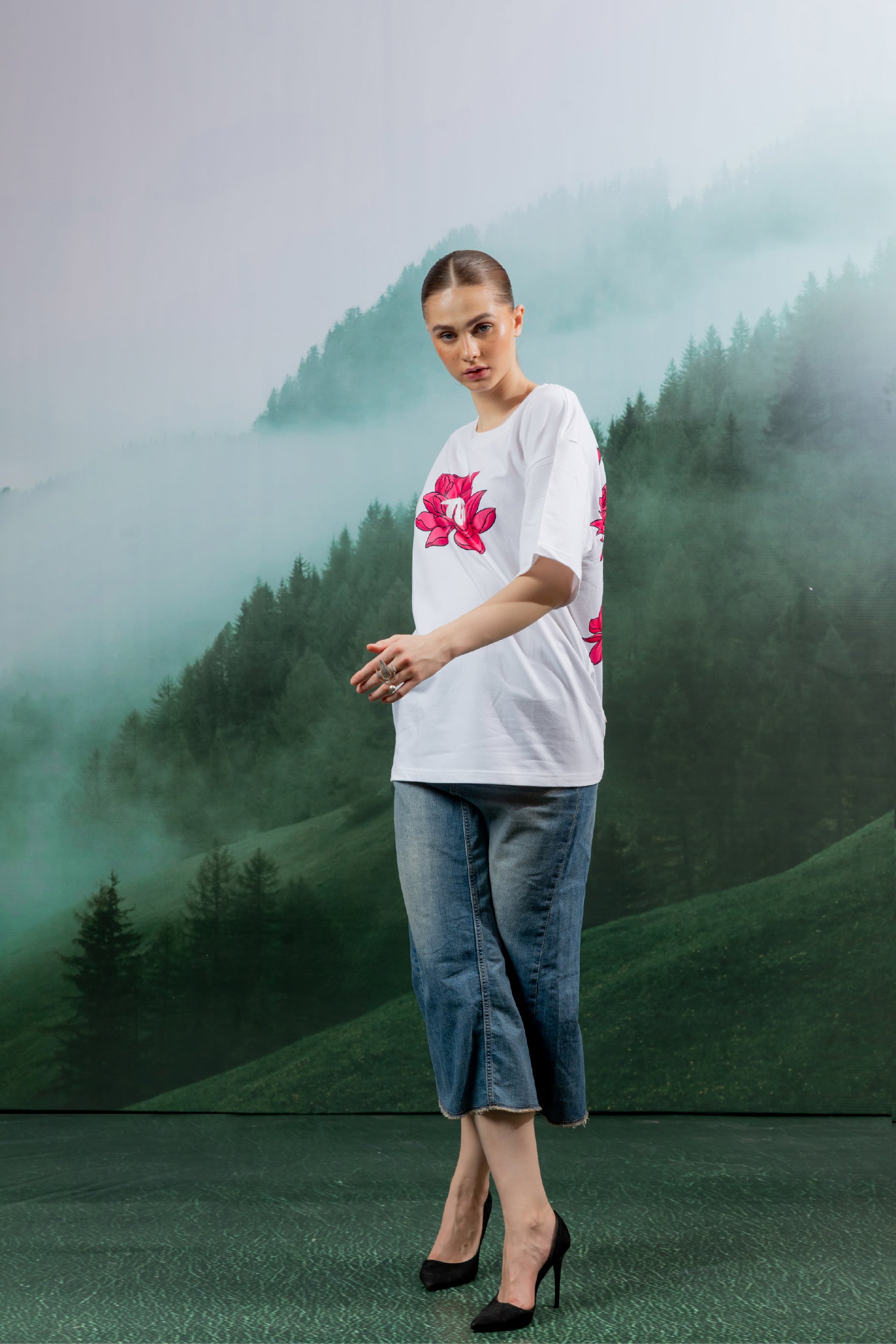 Lotus Oversized T shirt