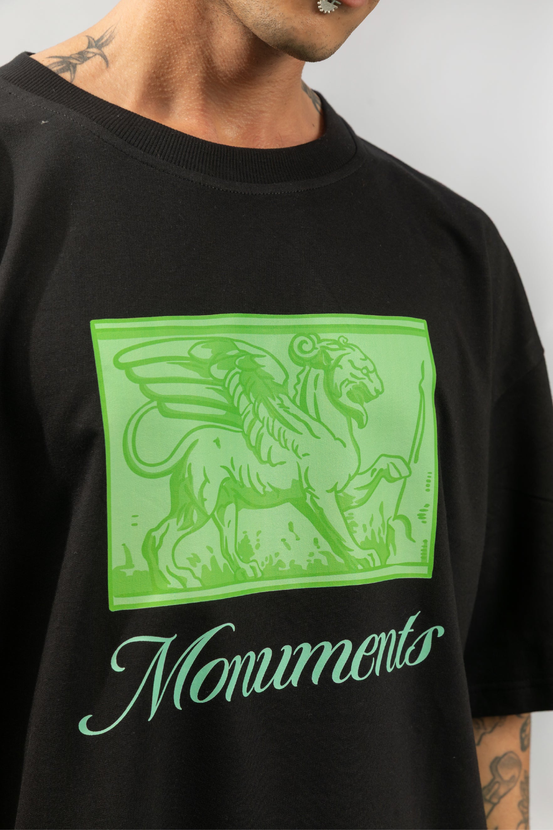 Monuments Oversized T shirt